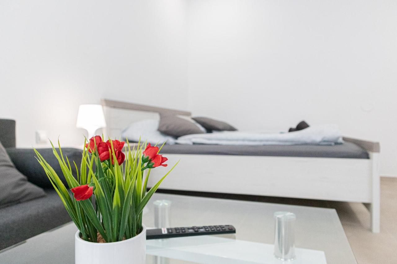Homelike 2Br Apt Near U1 Reumannplatz - 9 Min To Center Wien Eksteriør billede